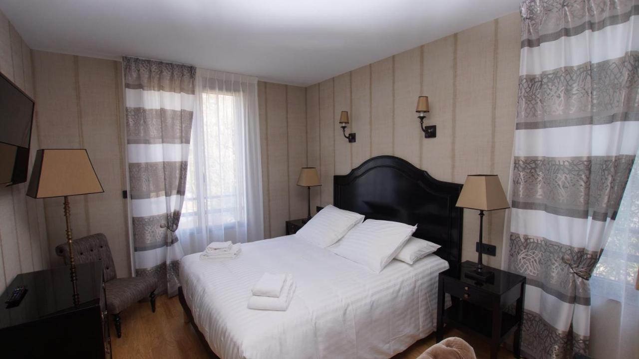 Hotel De Charme L'Oree Du Parc Romans-sur-Isère Buitenkant foto